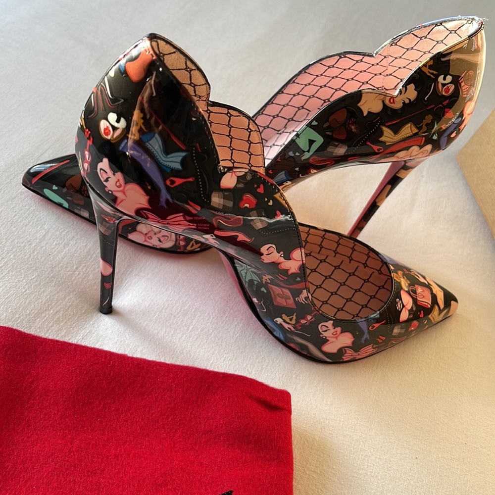 NWT Christian Louboutin Hot Chick Leather Pumps